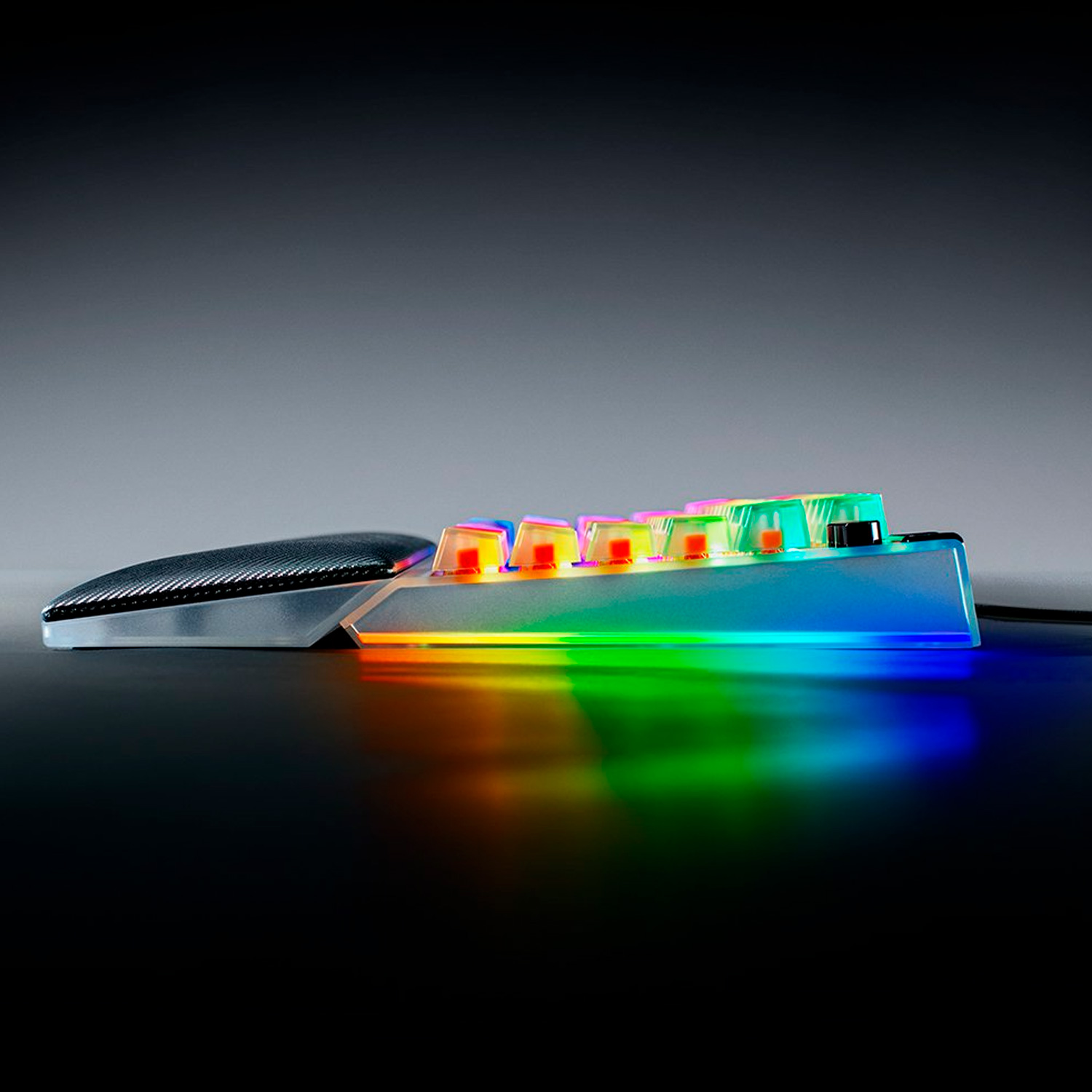 Teclado Gamer Razer BlackWidow V4 75% con iluminación RGB y