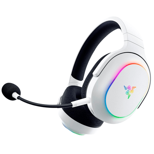 Los audífonos Razer Barracuda X Chroma son el accesorio perfecto para los amantes de la música y los juegos. Con una impedancia de 32Ω, un driver de 40mm y almohadillas ovaladas, garantizan comodidad durante horas de uso ofreciendo una experiencia de audio envolvente. Además, cuentan con iluminación Chroma RGB en 6 zonas diferentes, lo que le da un toque único y personalizable. No tienes que preocuparte por quedarte sin batería en medio de una sesión de juegos, ya que posee una duración de batería de hasta 70 horas y cuentan con carga rápida.