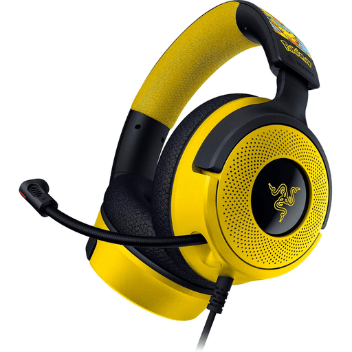 Estos audífonos Razer Kraken V4 X Pokémon Edition, son ligeros y están diseñados para ofrecer el máximo confort incluso durante las sesiones de juego más largas. Sus drivers Razer TriForce de 40mm proporcionan un audio potente, profundo y extremadamente nítido, permitiéndote percibir cada detalle con precisión, desde pasos silenciosos hasta explosiones épicas. Su micrófono cardioide plegable con tecnología Razer HyperClear garantiza una comunicación clara y enfocada, reduciendo el ruido ambiental para que tu voz siempre se escuche fuerte y definida. Además, su cable convertible USB tipo C y USB tipo A los hace ideales para usarlos en PC, consolas, teléfonos y otros dispositivos, brindándote total versatilidad.