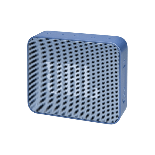 Este parlante con Bluetooth portátil y ultracompacto es ideal para acompañarte en todo momento porque gracias a su pequeño tamaño lo puedes llevar donde sea y cuando sea, además su carga tiene una duración de hasta 5 horas y con calidad de sonido JBL Pro original. Cuenta con un diseño resistente al agua conforme a la norma IPX7, siendo ideal para cualquier fiesta en la piscina o aventura al aire libre. El GO Essential es el parlante perfecto para llevar tu música a todas partes.