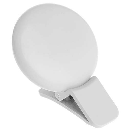 Haz que tu contenido destaque como nunca con este aro de luz para celular, diseñado para mejorar al máximo la calidad de tus selfies y videos. Su iluminación compuesta por nueve luces LED brinda una luz uniforme que resalta tu rostro y mejora notablemente el resultado de la cámara. El clip integrado permite colocarlo fácilmente en la posición ideal de tu teléfono, garantizando estabilidad y el ángulo perfecto. Además, cuenta con batería recargable por USB y 3 niveles de brillo, para que puedas ajustar la intensidad según la ocasión o el ambiente.