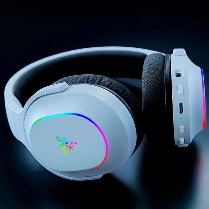 Audífonos Razer Barracuda X Chroma con iluminación Chroma RGB y