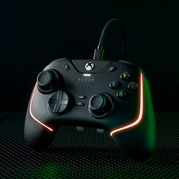 Joystick Razer Wolverine V2 Chroma 6 botones multifunción y