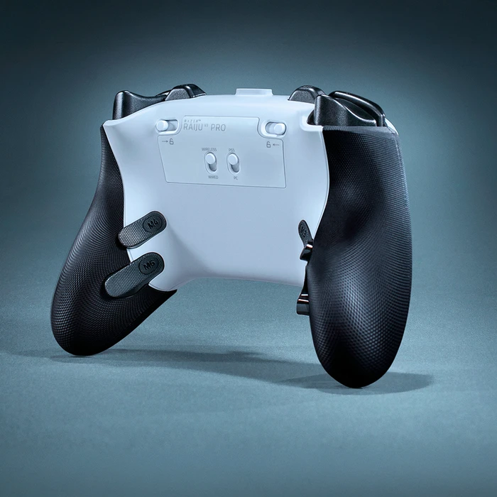 Joystick Razer Raiju V3 con 6 botones reasignables y mando TMR