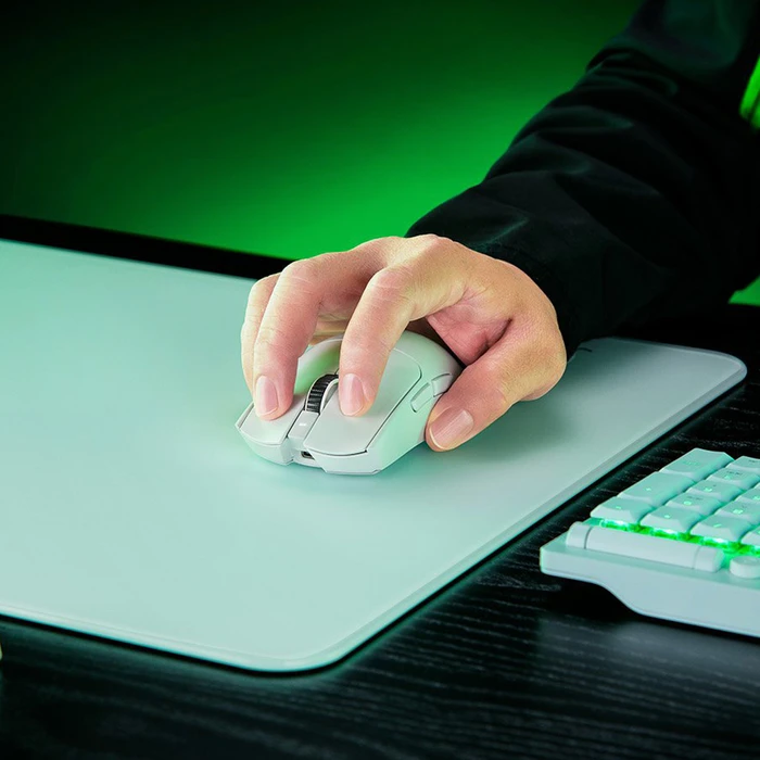 Mouse Razer Viper V3 Pro con sensor óptico focus pro y switches